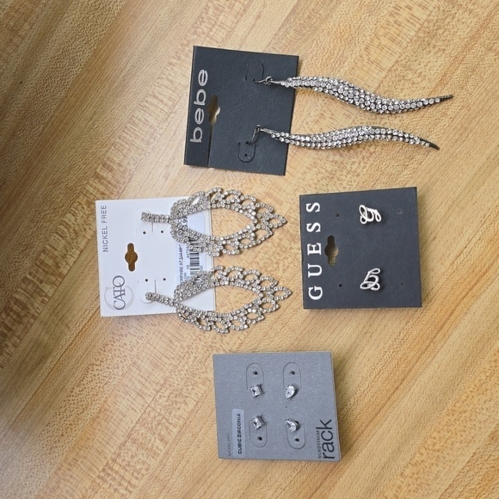 BEBE| GUESS| CATO| NORDSTROM Lot of Earrings|‎ NEW​